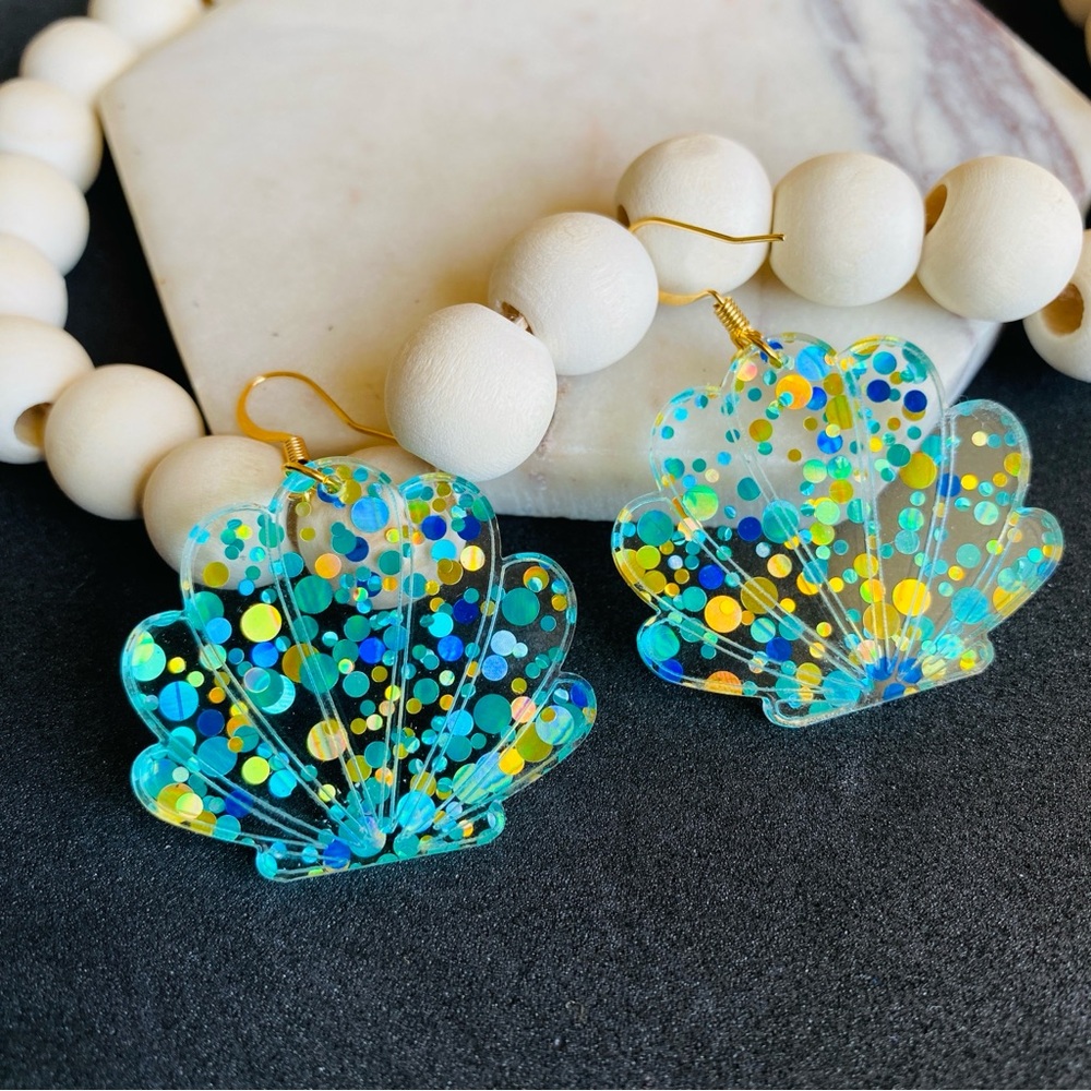 Sea Shell Earrings Confetti Sparkling Earrings Lightweight Summer Jewelry